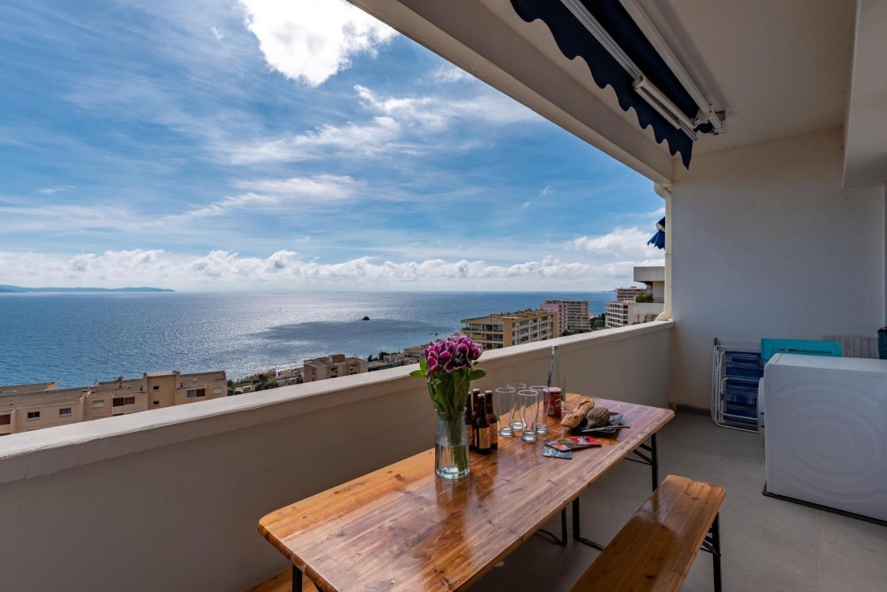 Magnifique Appartement Vue Mer, Spacieux Et Traversant Ajaccio  Exterior foto